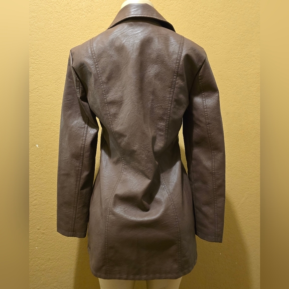 Baccini long faux leather jacket Nwot sz S.   M83T - Picture 4 of 6